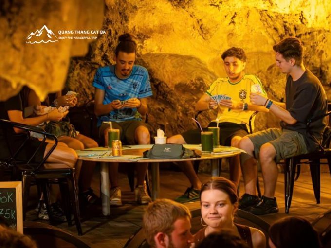 Dinner with Music at Paradise Cave Cat Ba – Book Now