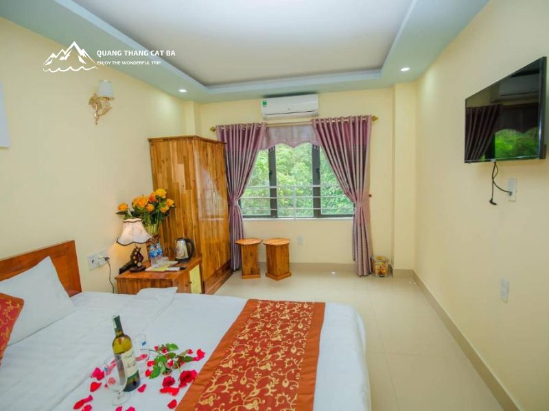 View từ Cát Bà Bay Vision Hotel 2