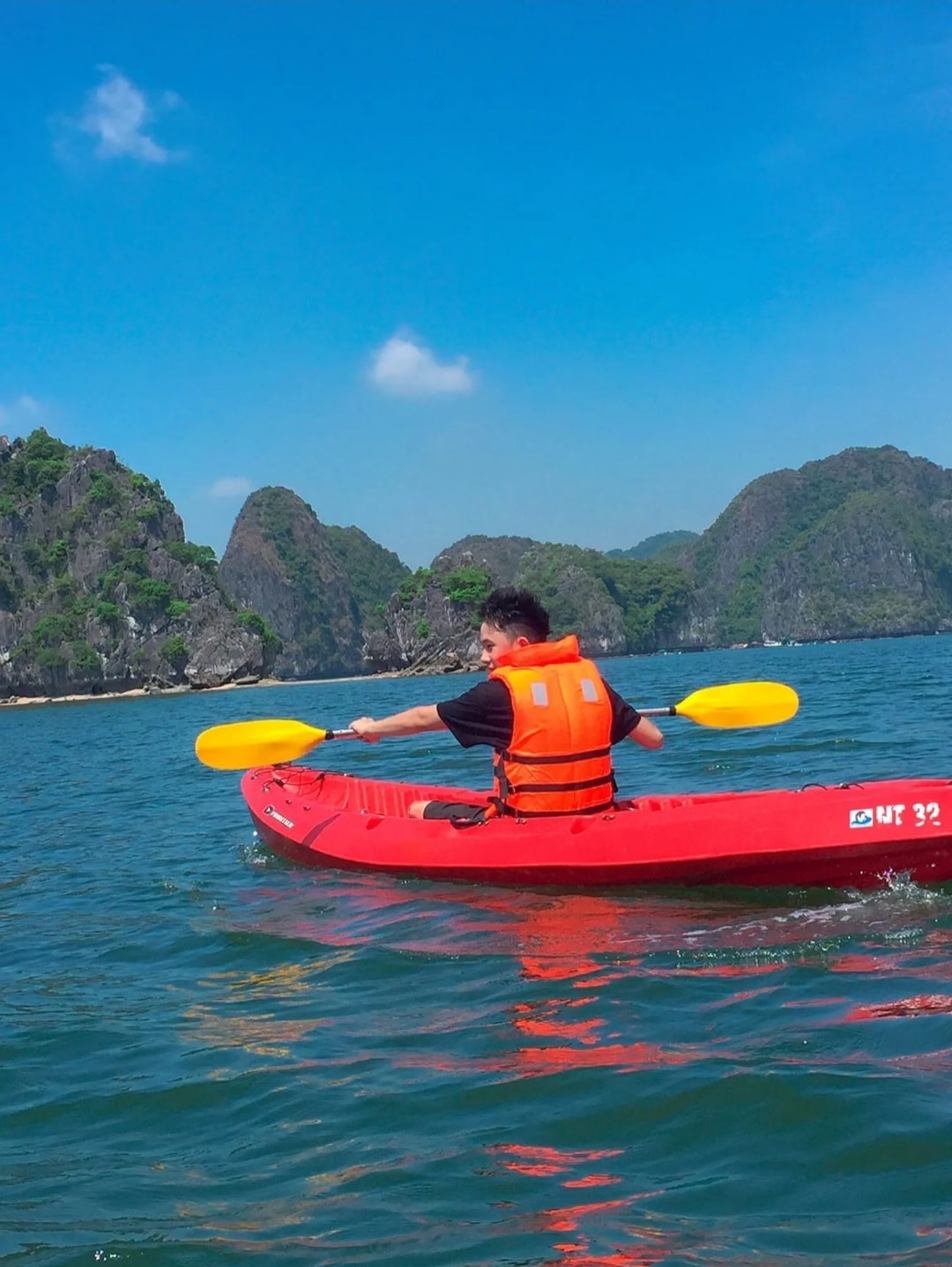 Tác giả quangthangcatba.com trực tiếp trải nghiệm vịnh Lan Hạ