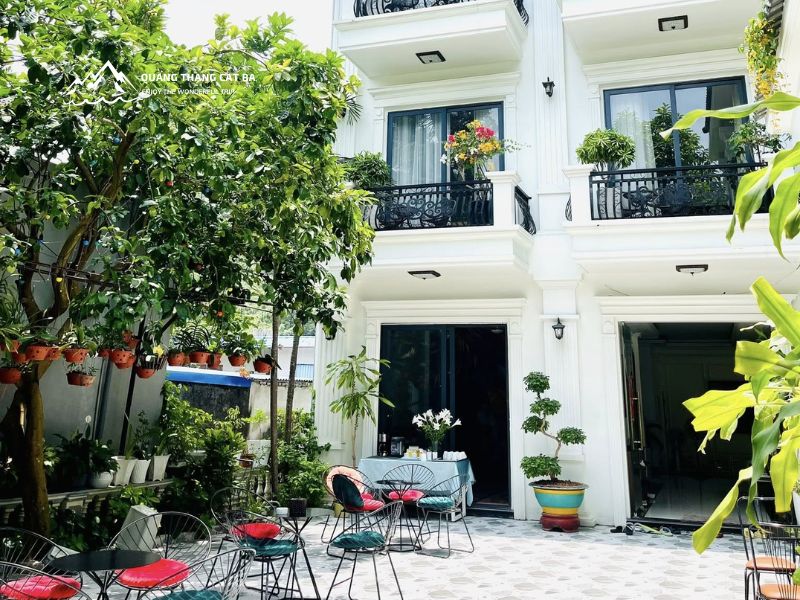 Lynh’s Villa Cát Bà