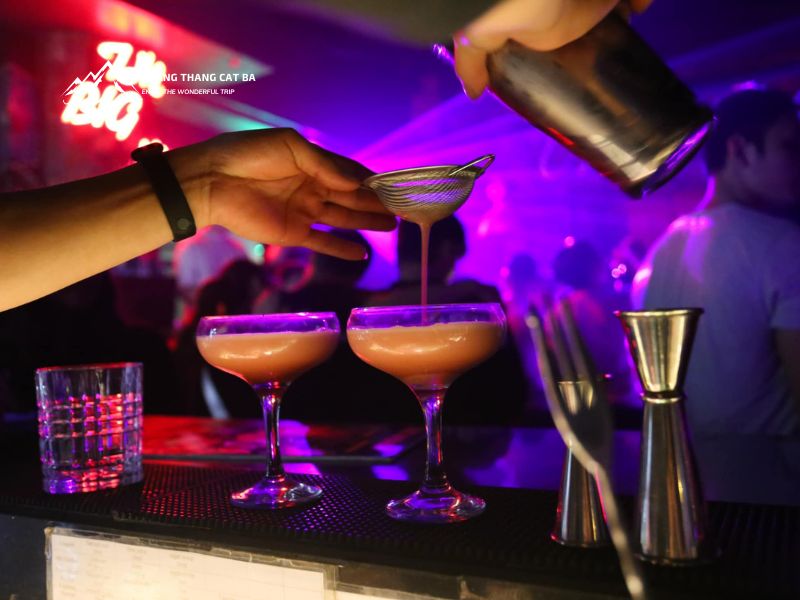 You can choose any drinks you like