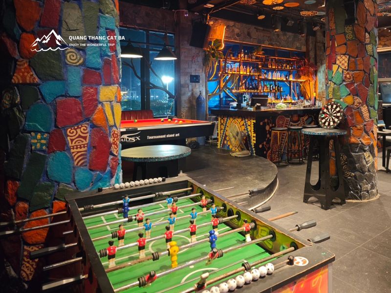  Light activities like billiards or small games 
