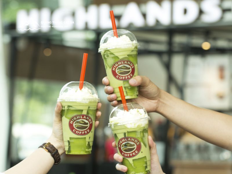 Highland Coffee Cát Bà 2
