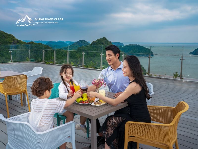 Trải nghiệm tại Lan Hạ Sky Bar