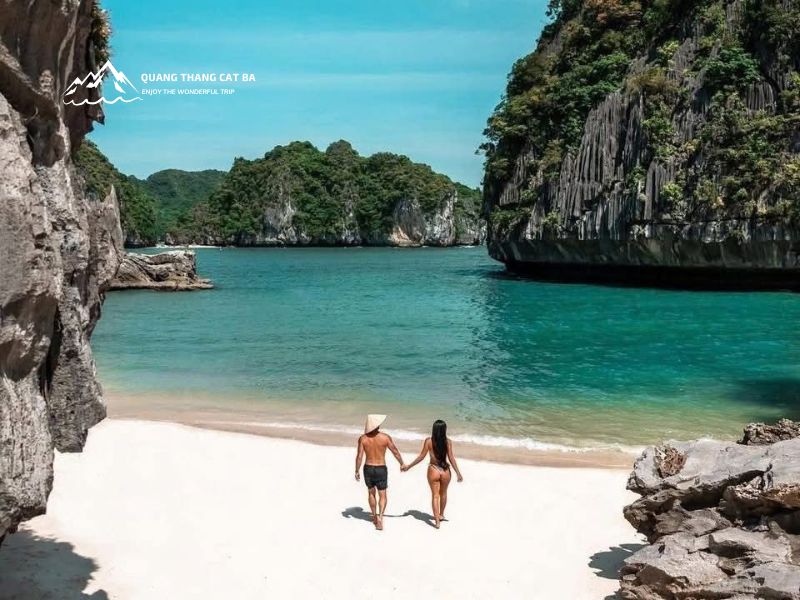 Ba Trai Dao Beach