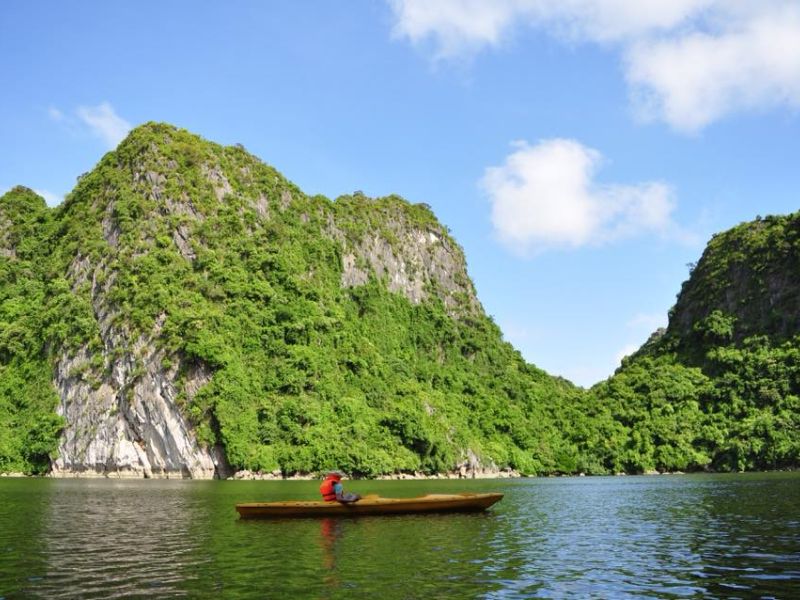 Hang Vem Lake - Hidden Cat Ba Gem