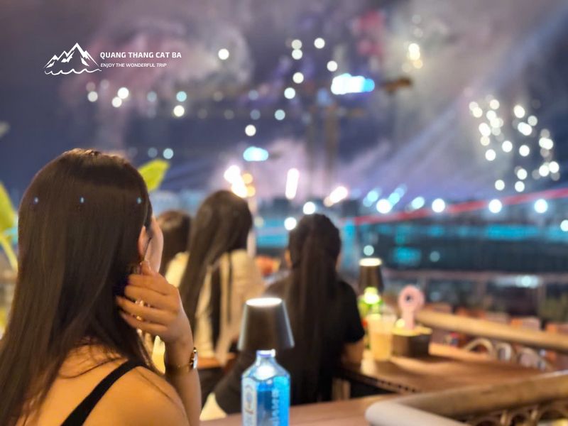 Địa điểm ngắm pháo hoa Cát Bà