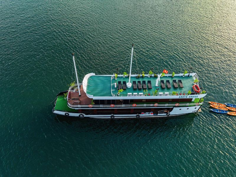 Tour 2 ngày 1 đêm vịnh Lan Hạ du thuyền Aduta