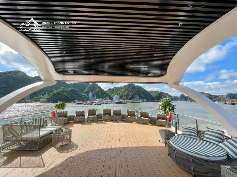 Ngắm bình minh vịnh Lan Hạ cùng du thuyền Serenity Grandeur 6 sao