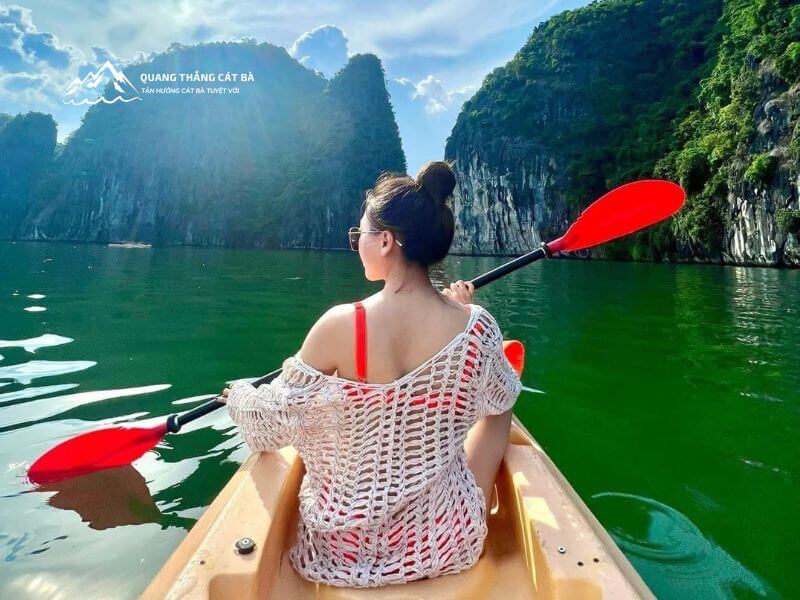 chèo kayak vịnh lan hạ