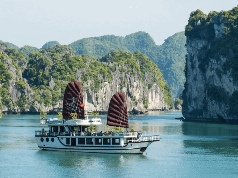 Lan Ha Bay Boat Tour