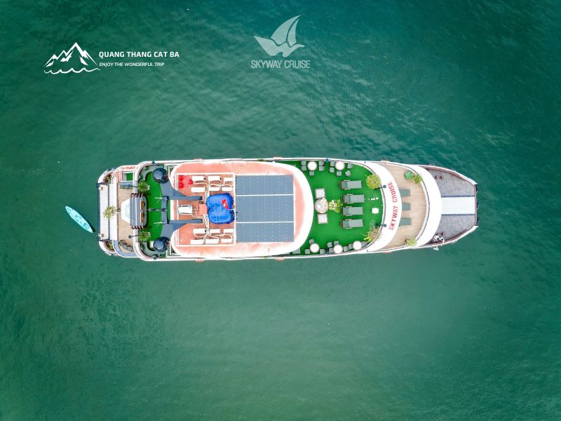 Du thuyền Skyway Cruise vịnh Lan Hạ