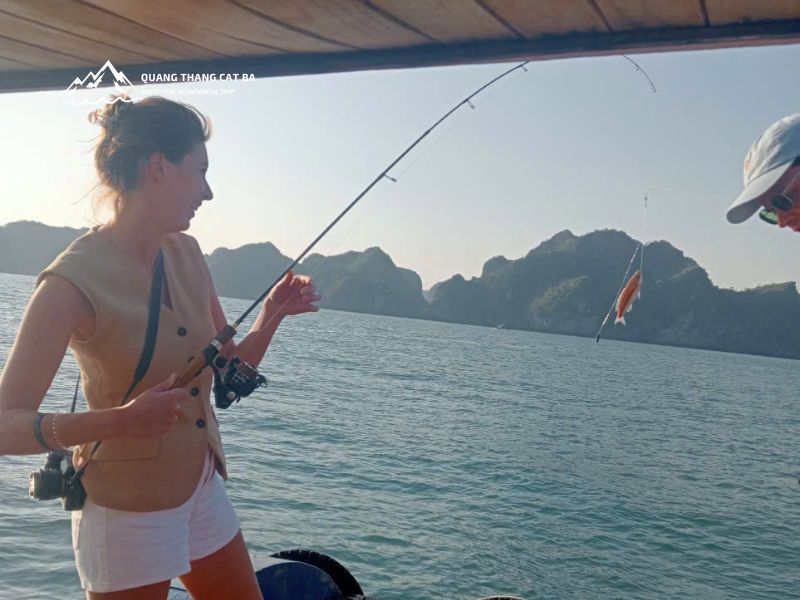 Fishing in Lan Ha Bay