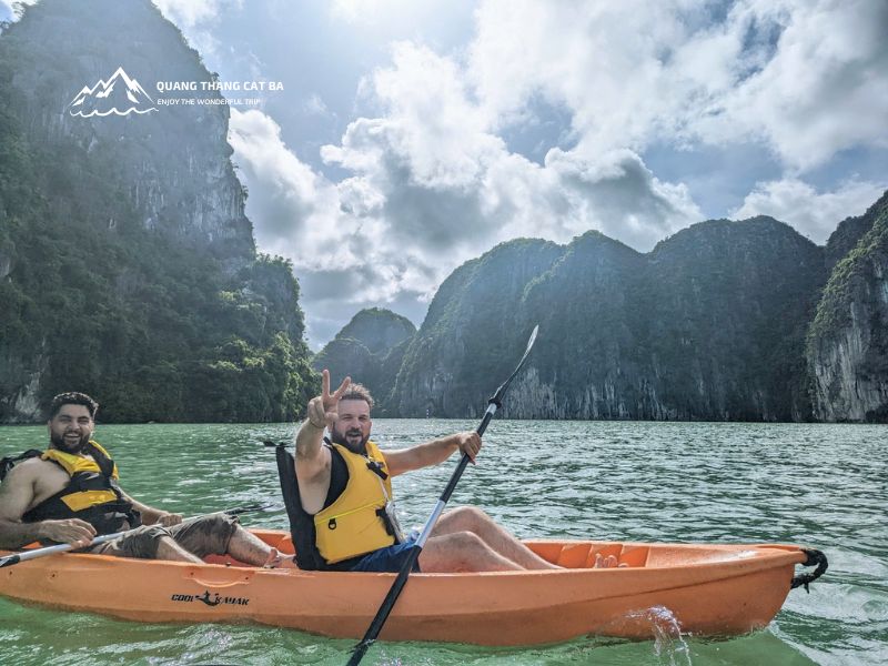 Half-day Sunrise Tour in Lan Ha Bay
