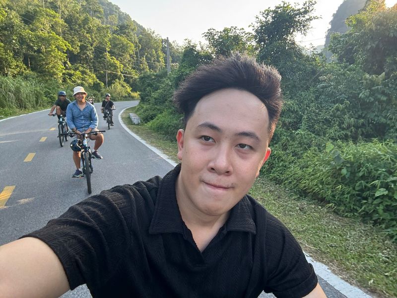 Visit Cat Ba by bike