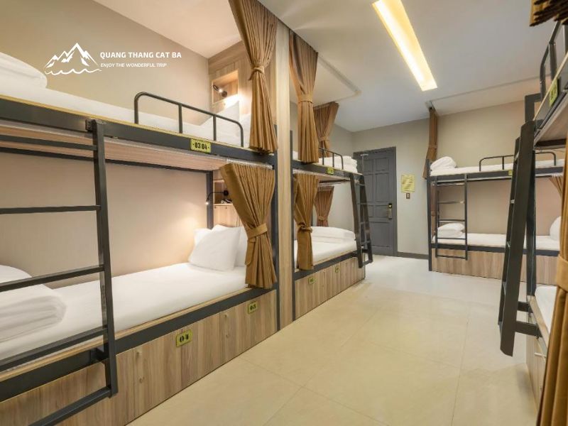 4–12-Bed Dorms