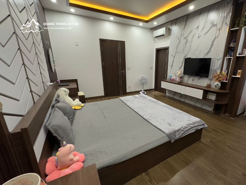Phòng 1 giường tại Mỡ House Cát Bà