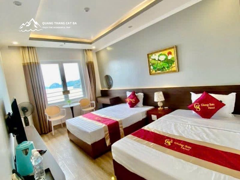 Dolphin Hotel Cát Bà