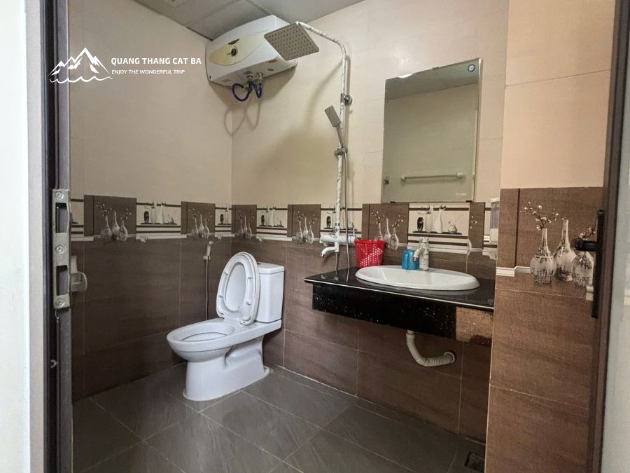 Hoang Phuc Cat Ba Hotel 6