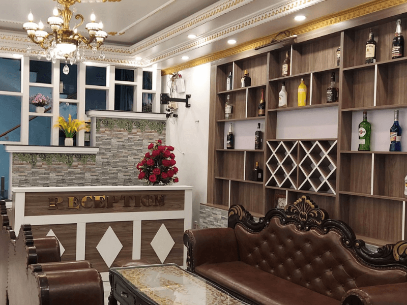 KHÁCH SẠN QUANG THẮNG 8