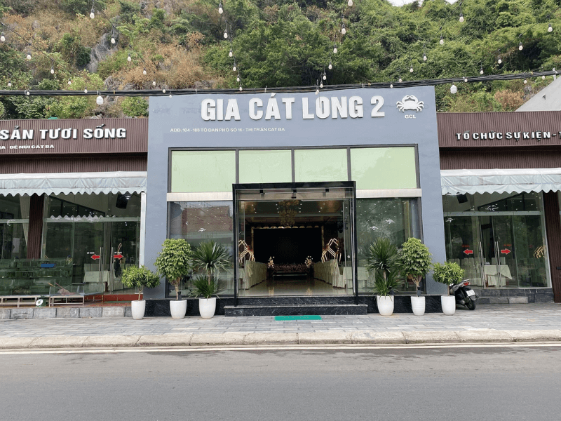 đặt ăn tại Gia Cát Long 1